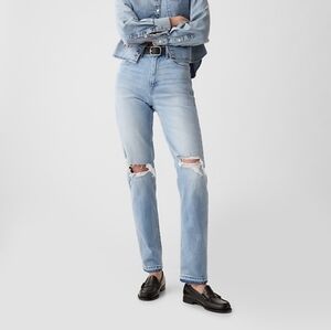 GAP Women's High Rise Cheeky Straight Jeans - Light Blue